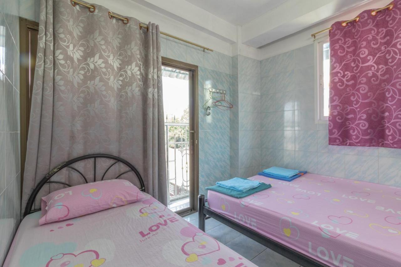 New Central Guesthouse Bangkok Exterior foto